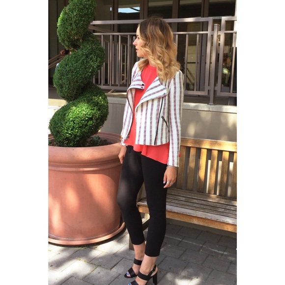 Meet your Posher, Taylor - Picture 4 of 11